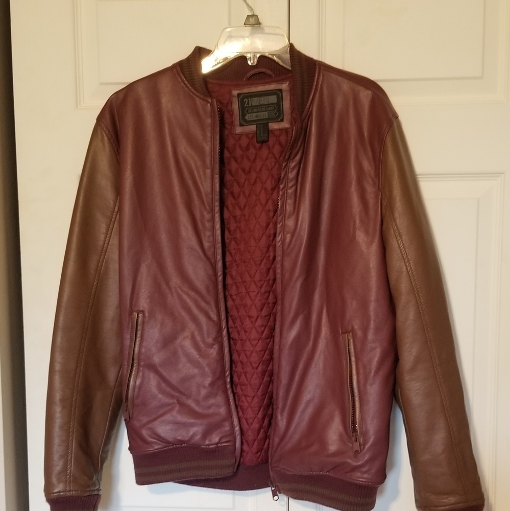 Mens Bomber Jacket Size Medium - 21 Men